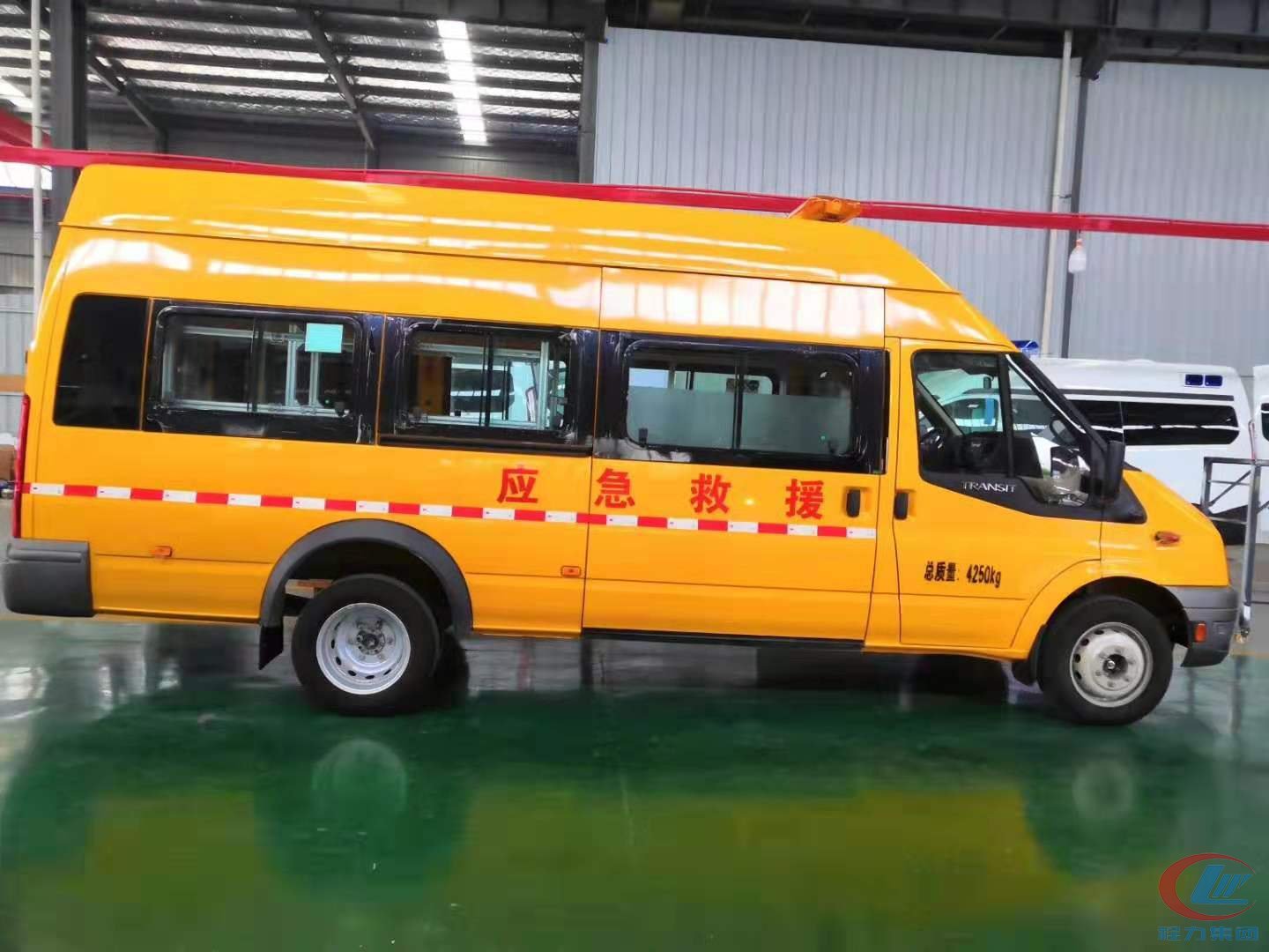 福特新时代客运版救护车，福特应急救援车