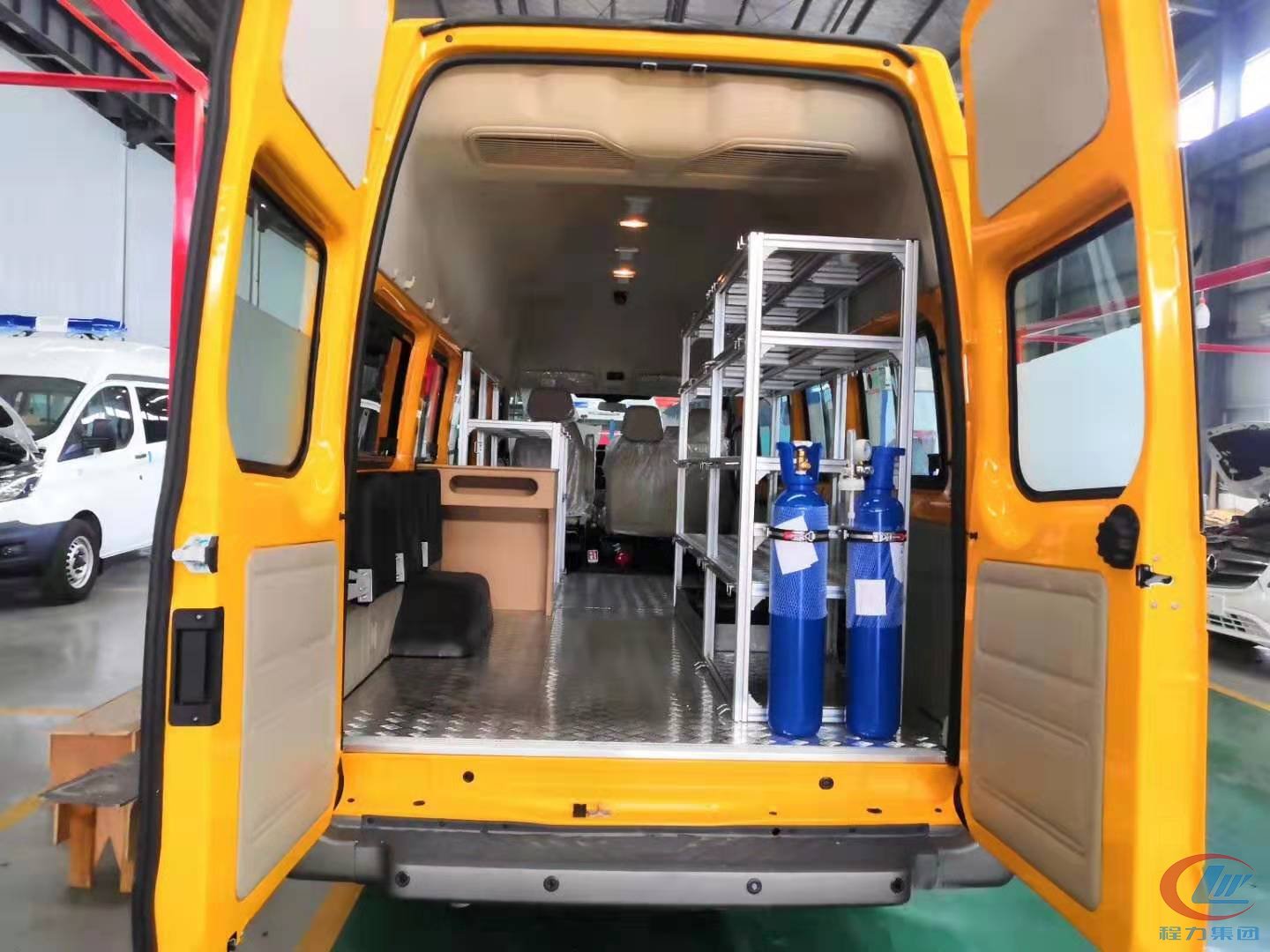 福特新时代客运版救护车，福特应急救援车